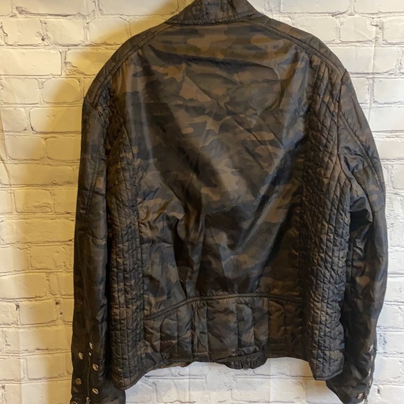 William Rast Camo Puffer Jacket - Picture 4 of 16